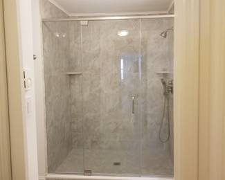 Glass shower doors