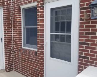 Entry door & storm door