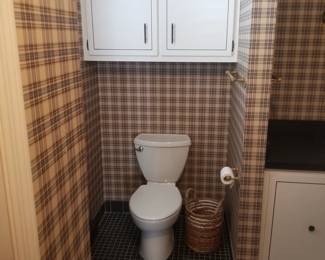 Bathroom cabinetry
