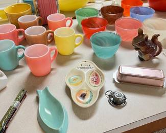 Hazel-Atlas coffee mugs, swirl glass bowls