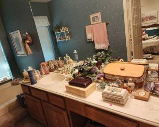 AVON unopened and miniature perfume bottles!