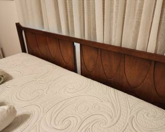 I've fallen in love with this Broyhill Brasilia furniture. I've done a little research and learned that this walnut furniture was introduced at the 1962 World's Fair. It has remained popular since then. 