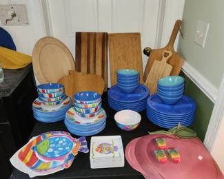 plasticware for the pool