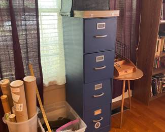 Office supplies / filing cabinet