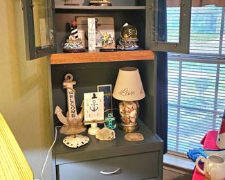 Great cabinet useable for all kind of rooms 