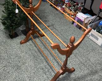 Quilt rack