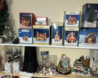 "CHRISTMAS VALLEY" & "CAROLE TOWNE" Collections
