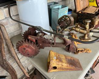 RARE - R.D. KEES WALKING TRACTOR SPRINKLER