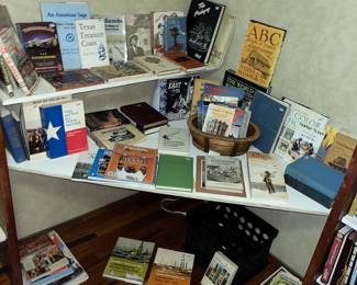 Lots of TEXANA BOOKS!!