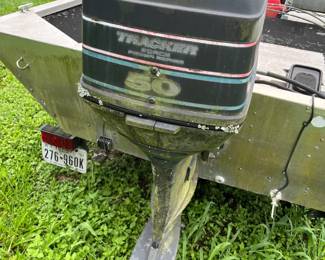 TRACKER MOTOR BY MERCURY