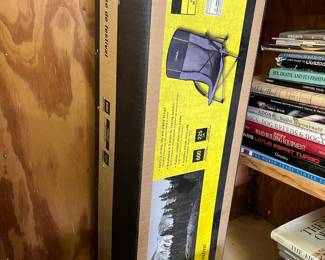 CABELAS "EVENT CHAIR" IN BOX
