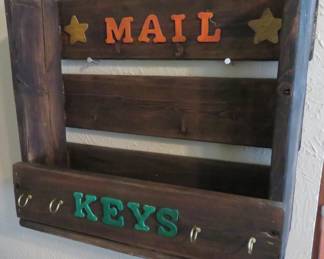 Rustic mail keys rach