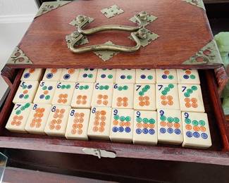 antique chinese mahjong set