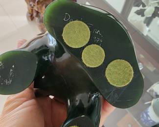 dark green jade bear with markings