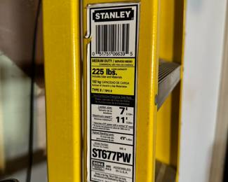 7’ Stanley fiberglass ladder
