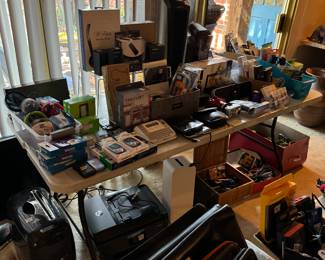 Lots and lots of electronics and accessories 
