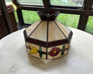 Stained glass light fixture
