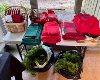 Christmas Linnens and more...