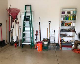 Ladders/Whacker/Trimmer/Tools 