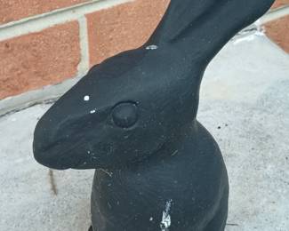 This item is hopping...