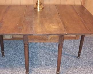 Antique Drop Leaf Leaf Table