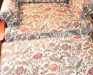 Floral Lounger with Ottoman