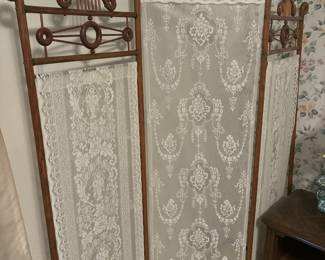Victorian Bamboo/Lace Movable Room Divider