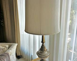 Levition Mid Century Modern Gold Tone/Cream Lamp 