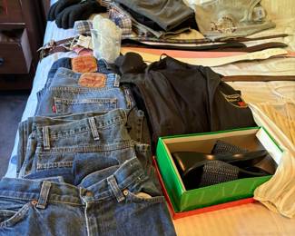 Levi's and other accessories
