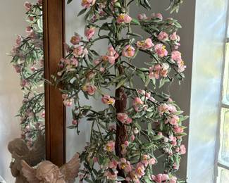 A closer shot of the Jade Tree