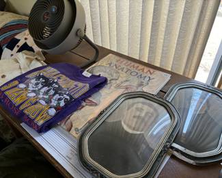 UW, Vintage Photos and Human Anantomy