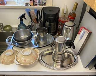 Items for tea and coffee