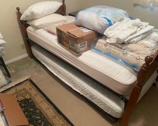 Trundle bed