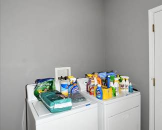 454Laundry Room