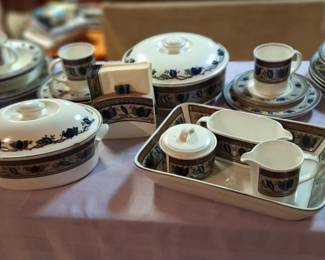 Mikasa Intaglio Arabella Dish Set