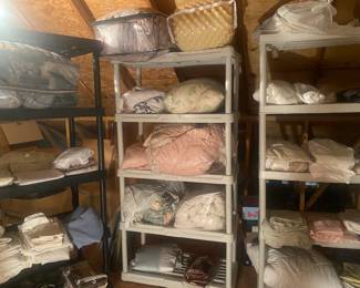 Bedding (Queen and Full Size)