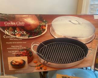 Stainless Steel Covered Roaster Pan