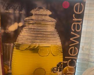 Two Gallon Drink Server