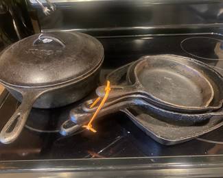 Cast Iron Cookset