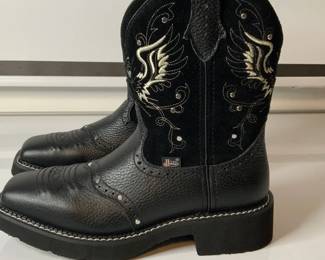 Justin Gypsy GY9977 Women Black Square Toe COWGIRL WESTERN Boots Sz 9 Like NEW! Valued at $110 selling for $50