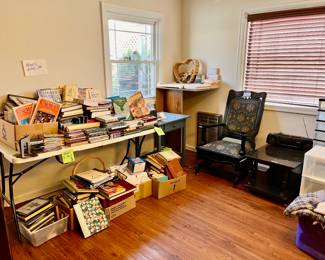 How to books stain glass, gardening, art, religion, and lots more 2 for $1