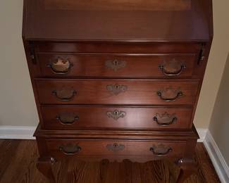Slant top Drop Leaf Desk. Unusual ‘Compact’ Size ~~~ Sweet Piece!