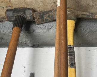 Sledgehammer and pickax
