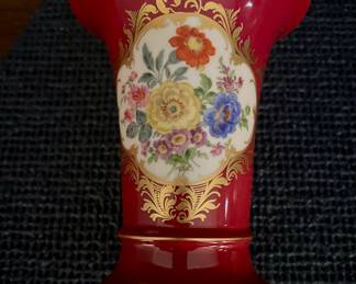 MEISSEN Trumpet VASE