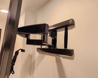 TV Bracket