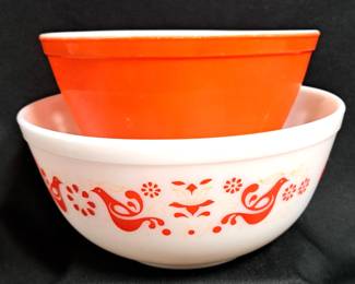 PYREX BOWLS