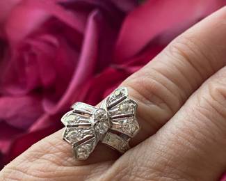 B- $475 Vintage 14kt white gold Bow ring, cluster, mine cut diamonds. 4.1 gr . Size 4 3/4"