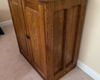 #54 $400 - Hamilton manufacture, Two Rivers WI, Antique Oak cabinet adjustable shelves.