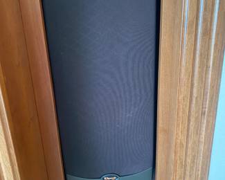 #28 $300 set of 3 Klipsch speakers with sound woofer