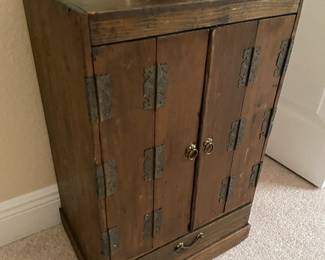 #3 - $160 - Japanese small cabinet 15x12x24